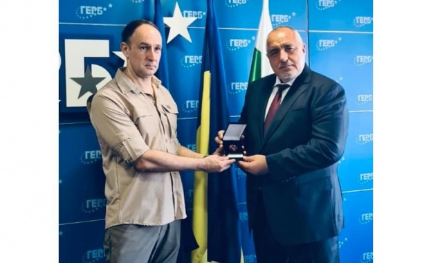 Бойко Борисов получи почетен знак от Министерството на отбраната на Украйна