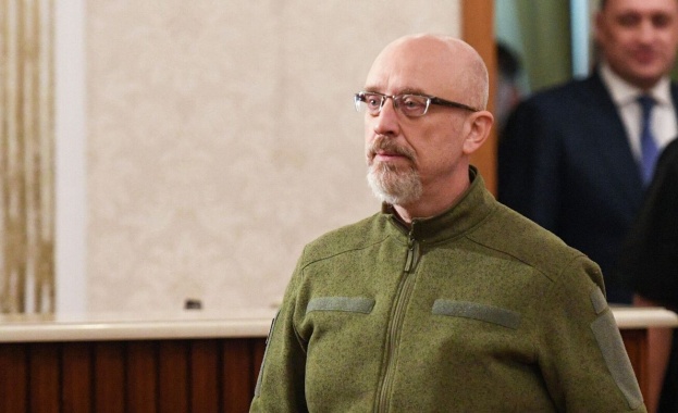 Украински депутат: Резников ще бъде уволнен от поста министър на отбраната в началото на септември