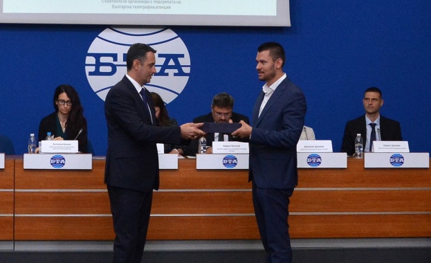 20 години от живота му са минали в света на