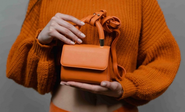 Както за мъжете така и за жените кожените чанти остават