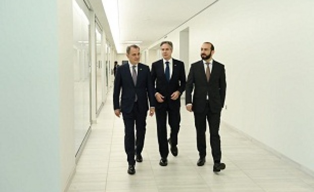 Въпреки продължаващите преговори с подкрепата на САЩ във Вашингтон и