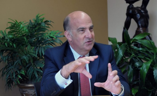 Посланик Кенет Мартен: Готови сме да работим с тези, които българите изберат