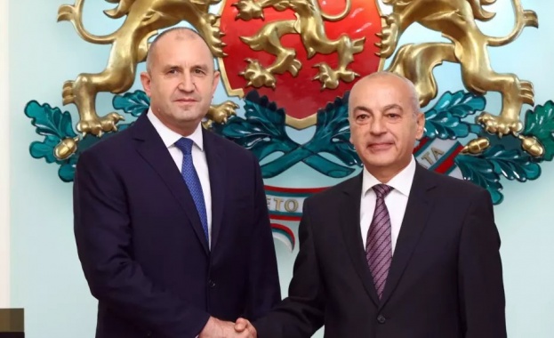 Президентът назначи Гълъб Донев за началник на кабинета си