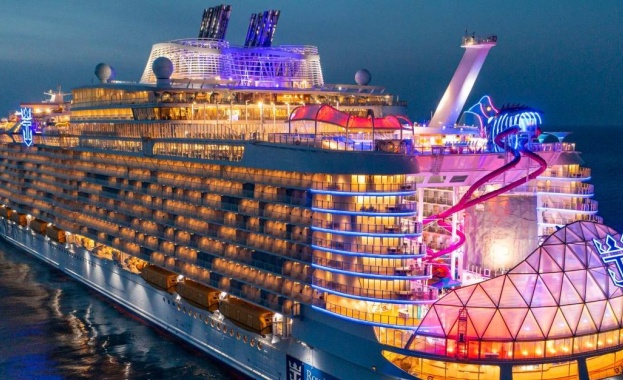 Завършено е строителството на най-големия круизен кораб в света