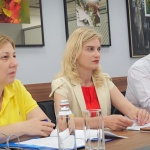 Министър Динкова събра туристическите атешата на разговор за външните пазари