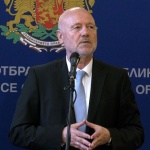 Тагарев: Русия използва кораби от ВМС, за да предотврати износа на зърно