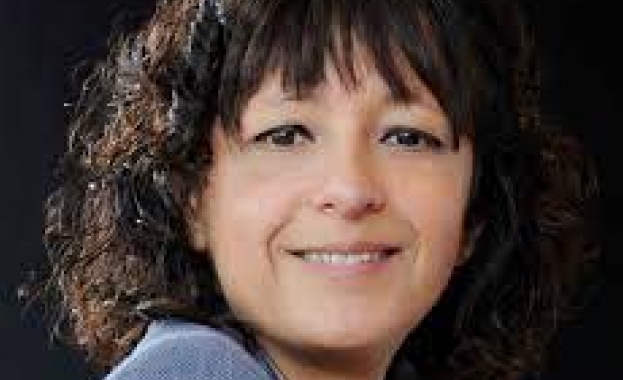 Проф Еманюел Шарпантие започва още преди двадесет години работата по