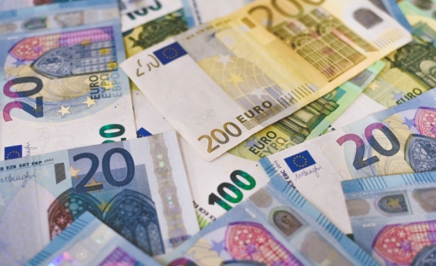 Хедж фондовете се настройват все по негативно по отношение на еврото