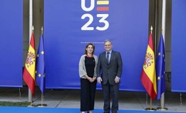 В началото на своята първа среща под Испанското председателство на