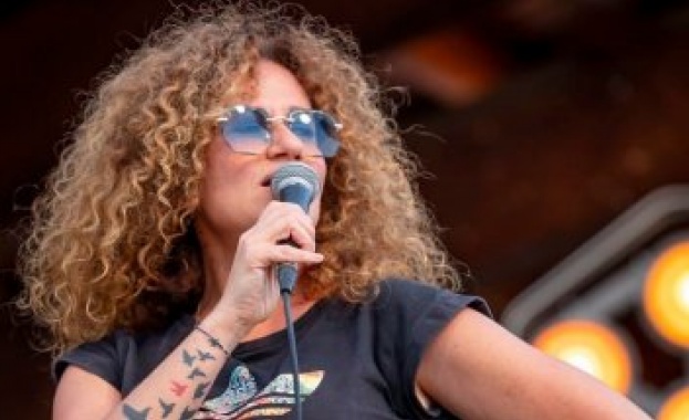 Белослава с първи коментар след като беше задържана за шофиране