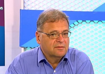 Министър Попов: Старата и компрометирана водопреносна мрежа причинява 60% загуби в България