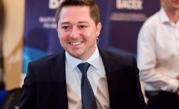 Измама с фалшиви мейли има не само от името на