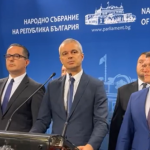 Костадин Костадинов: Тодор Тагарев е министър на Украйна