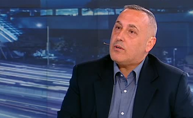 Мотивите за отстраняването на д р Румен Велев като директор