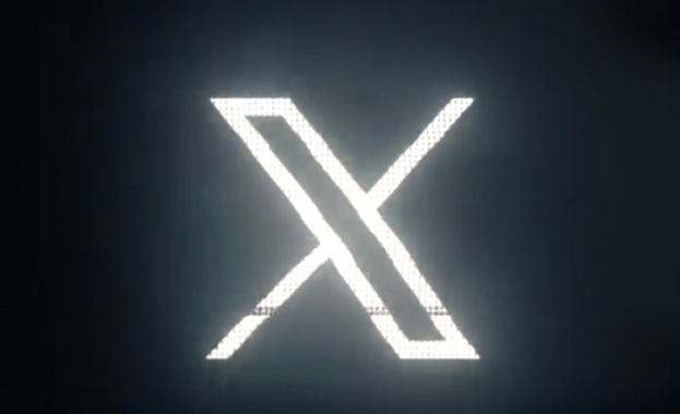 Името и аватарът на социалната мрежа Twitter бяха променени официално