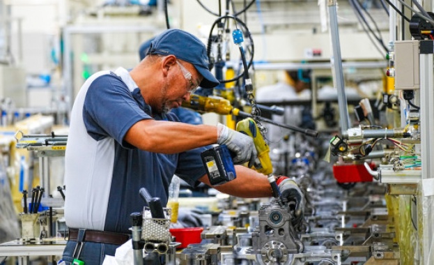 Две години след основаването на компанията през 1935 година Nissan