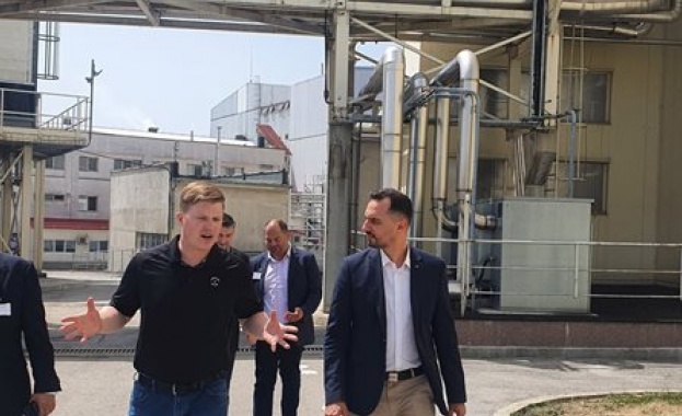 Министърът на икономиката и индустрията Богдан Богданов посети най голямото предприятие