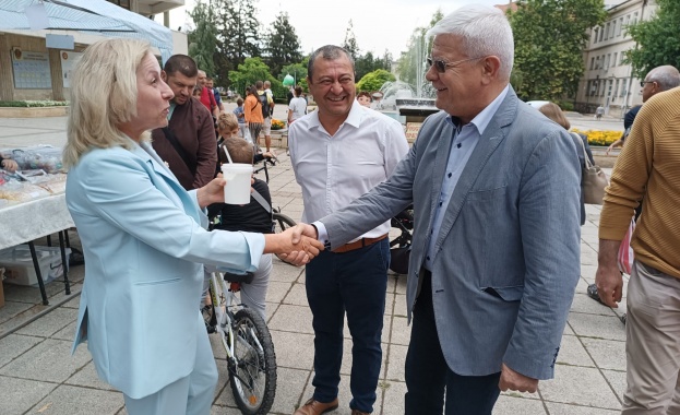 Министър Вътев: Организирането на постоянни фермерски пазари ще осигури достъп на потребителите до истински български продукти