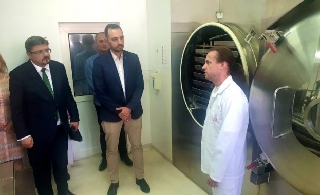 Министър Богданов откри 21-то издание на Панаира на киселото мляко в Разград 