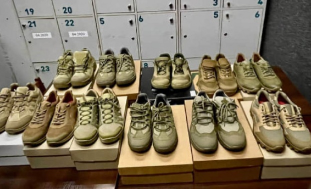 Министерството на отбраната на Украйна пуска т нар тактически обувки