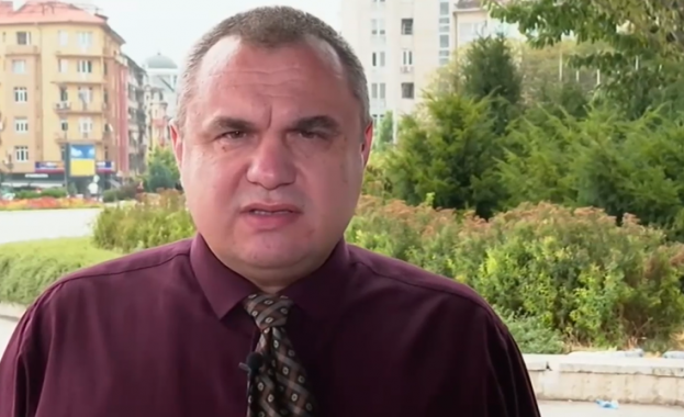 Обезобразеното с макетно ножче 18 годишно момиче не е в добро