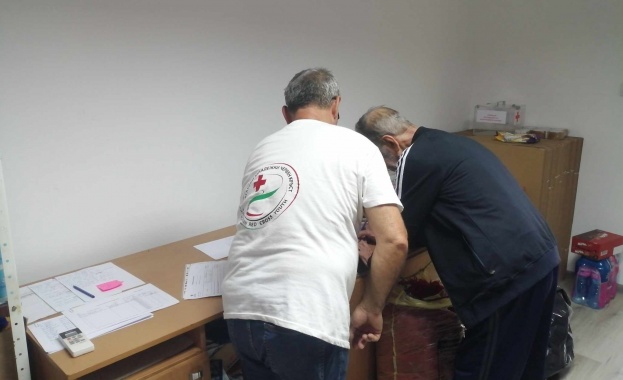 Областният съвет на БЧК в Хасково оказа материална помощ и