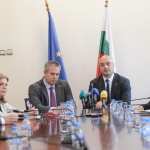 Една трета от новите заявления в дигитализирания централен регистър на особените залози е подадена онлайн 