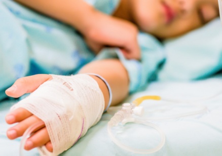 20 деца са приети в болница в Карлово с натравяне, след като яли дюнери