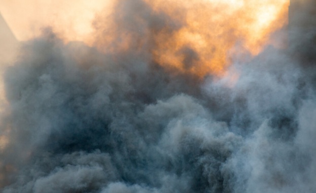 Най малко 12 души бяха убити а 39 ранени в Индонезия