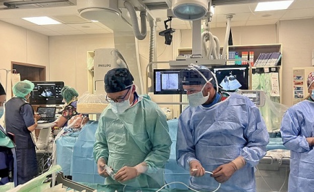 Нов здравен рекорд за България: Проф. Петров и доц. Станков с десети MitraClip