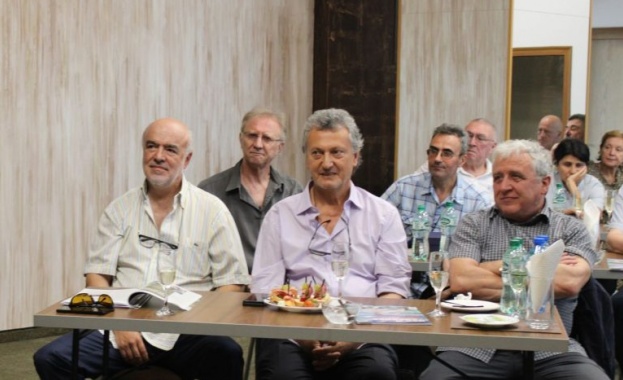 Още приживе Дончо си издигна неръкотворен паметник в ловно рибарския