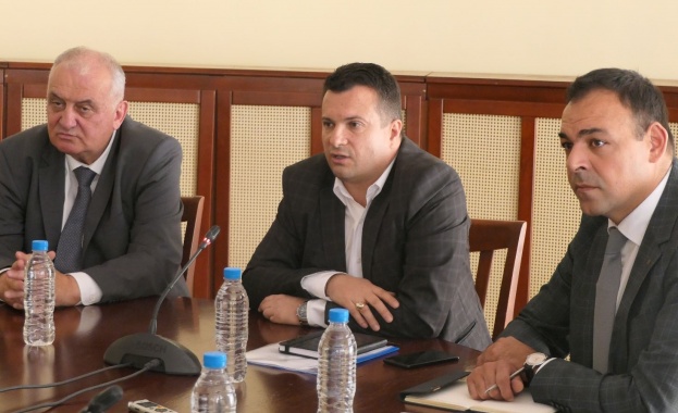 Екипът на Министерството на земеделието и храните работи за предвидимост