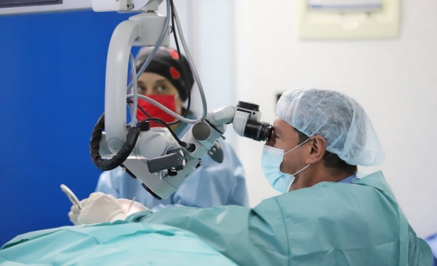 Специалистите от Клиниката по ушни носни и гърлени болести във