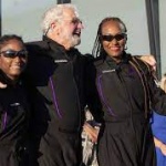 Първите космически туристи на "Върджин Галактик" се върнаха на Земята