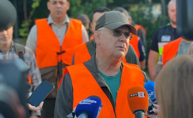 Министърът на земеделието и храните Кирил Вътев откри ловния сезон