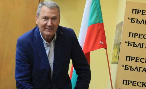 На 76 годишна възраст почина един от най великите български баскетболисти за