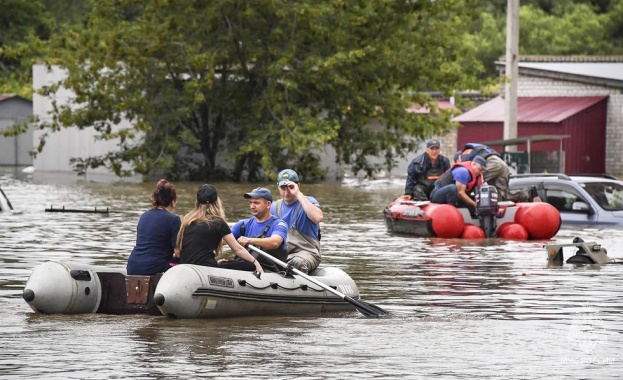 Над 2500 евакуирани в руския Далечен изток заради мащабни наводнения