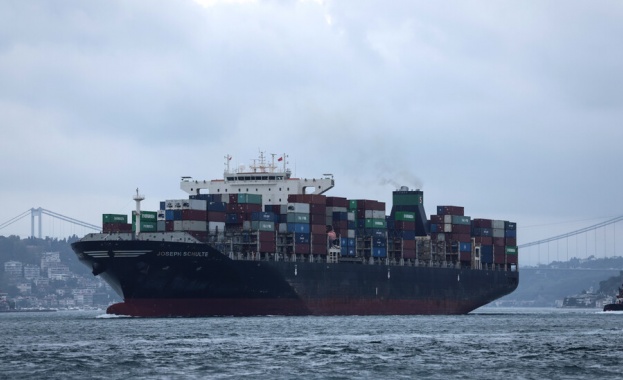 Първият търговски кораб използвал черноморския коридор на Украйна пристигна в