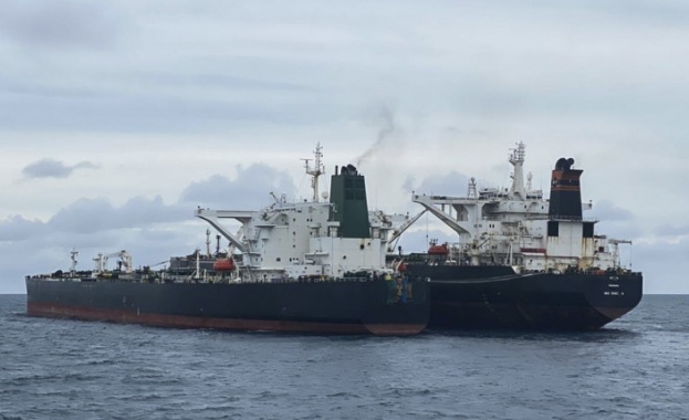 Сблъсък на два танкера е станал в Суецкия канал Това