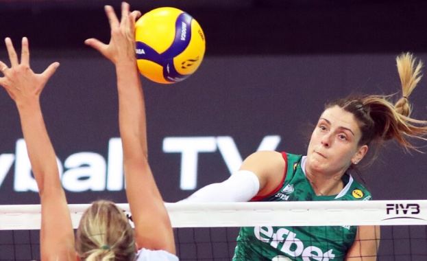 Националките по волейбол се класираха на 1/8-финал на Европейското