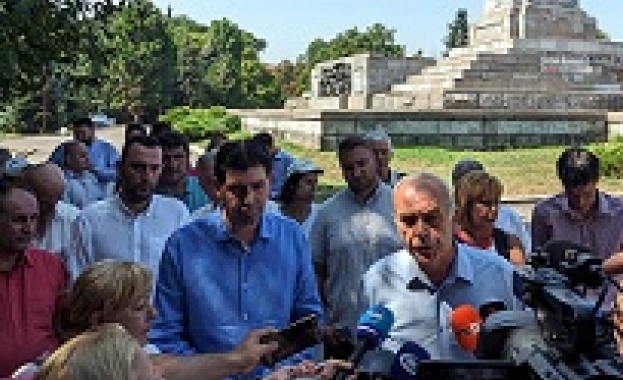 ЛЕВИЦАТА! и БСП-София призоваха лидерите на „сглобката” да се явят в четвъртък на ПСА