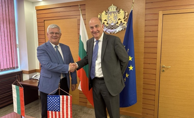 Министърът на земеделието и храните Кирил Вътев се срещна с