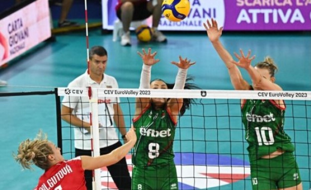 България отпадна на 1/4-финалите на Европейското по волейбол за жени