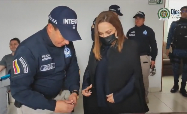 Дизайнерката на Сексът и градът беше екстрадирана в САЩ Нанси