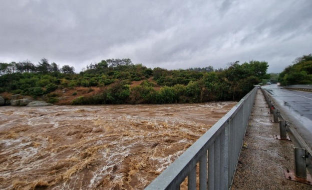 Непосилни за много от хората които загубиха домовете си по