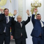 Партията на Путин печели изборите в анексираните украински области