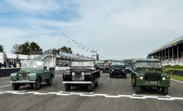 Land Rover почете кралица Елизабет II Land Rover почете кралица Елизабет II