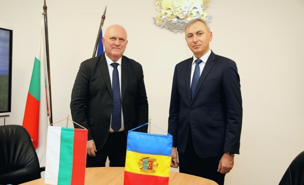 Над 100 българи от Молдова са приети в наши университети