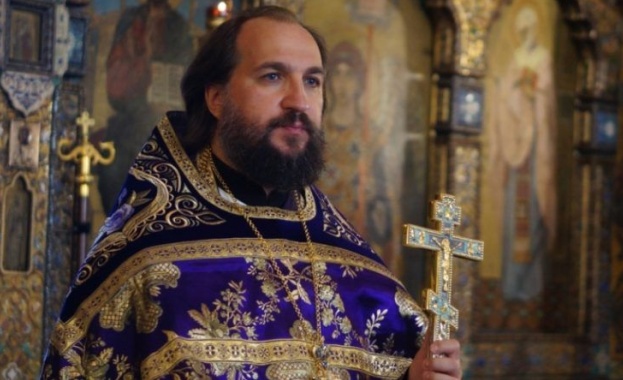 Експулсираният Васиан: Свещениците, назначени в Руската църква, нямат право да служат там