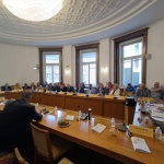 Министър Вътев: Всички предложени промени в СП са в посока повишаване на българското производство